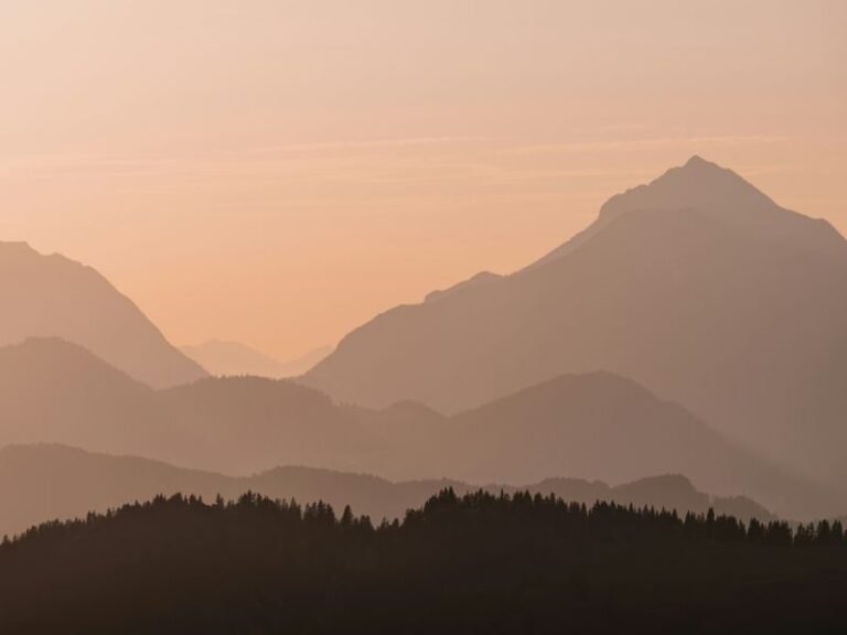 WEEKLY DEVOTIONAL: The Hope of Nevertheless – Jamaicans and Jamaica