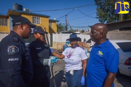 Constant Spring Police Partners with NSWMA to Clean Up Station Grounds – Jamaica Information Service