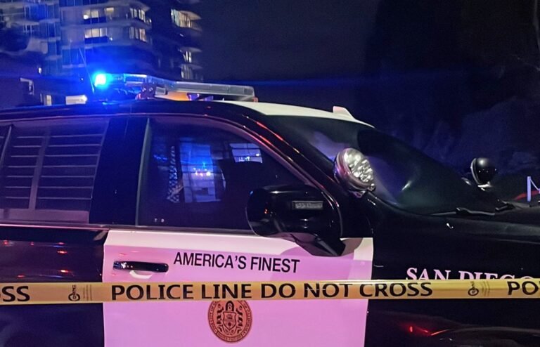 Boyfriend suspected in death of woman found in Colina del Sol apartment